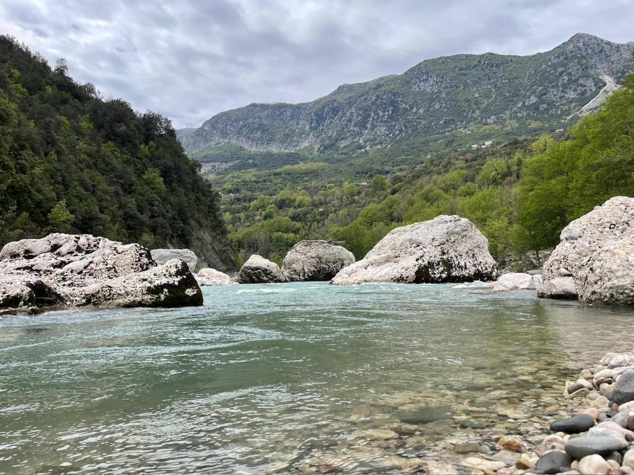 Tovouno ξενώνας Πλάκα Εξωτερικό φωτογραφία